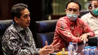 Menteri Perdagangan Agus Suparmanto menyambangi PT Elang Mahkota Teknologi Tbk (Emtek) dan Indosiar Grup di SCTV Tower Jakarta, Rabu (12/8/2020). Dalam pertemuan Kemendag berharap peran media dan grup besar menyampaikan berita positif kepada publik selama pandemi Covid-19. (Liputan6.com/Johan Tallo)