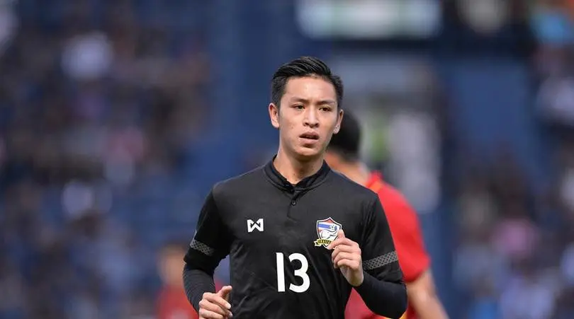 Picha Autra menjadi salah satu pemain Thailand U-23 yang berpotensi membahayakan gawang Timnas Indonesia U-23. (dok. Four Four Two)