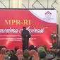 Mantan Ketua KPK Taufiequrachman Ruki saat ia memberikan sambutan dalam acara penyampaian aspirasi kepada Ketua MPR RI. (Liputan6.com/Putu Merta Surya Putra)