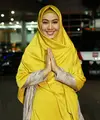 Beberapa waktu lalu muncul petisi mengajak boikot pada artis Oki Setiana Dewi. Bahkan, artis yang kini menjadi ustazah mengaku makin ramai dalam Ramadan kali ini. Ia berterima kasih pada neters. (Deki Prayoga/Bintang.com)