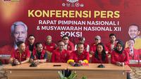 Konferensi Pers Sentral Organisasi Karyawan Swadiri Indonesia (SOKSI). Kubu Ahmadi Noor Supit menegaskan polemik dualisme kepemimpinan di SOKSI sudah selesai. (Liputan6.com/Nanda Perdana Putra)