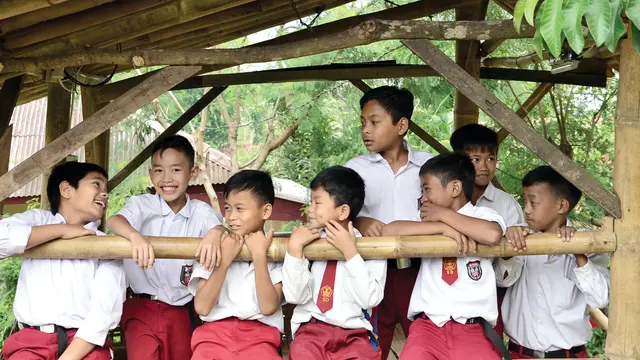 Ilustrasi anak sekolah, SD