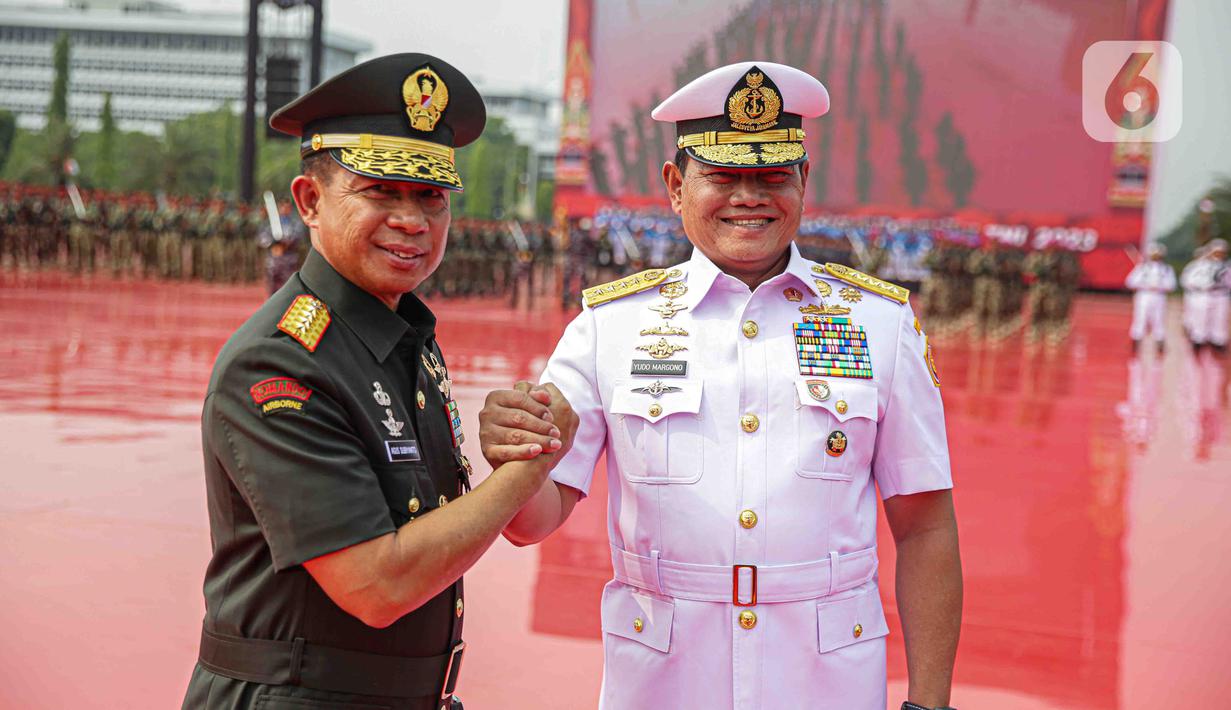 Kemudian pada tanggal Selasa (21/11) DPR resmi menyetujui Agus Subiyanto sebagai Panglima TNI. (Liputan6.com/Faizal Fanani)