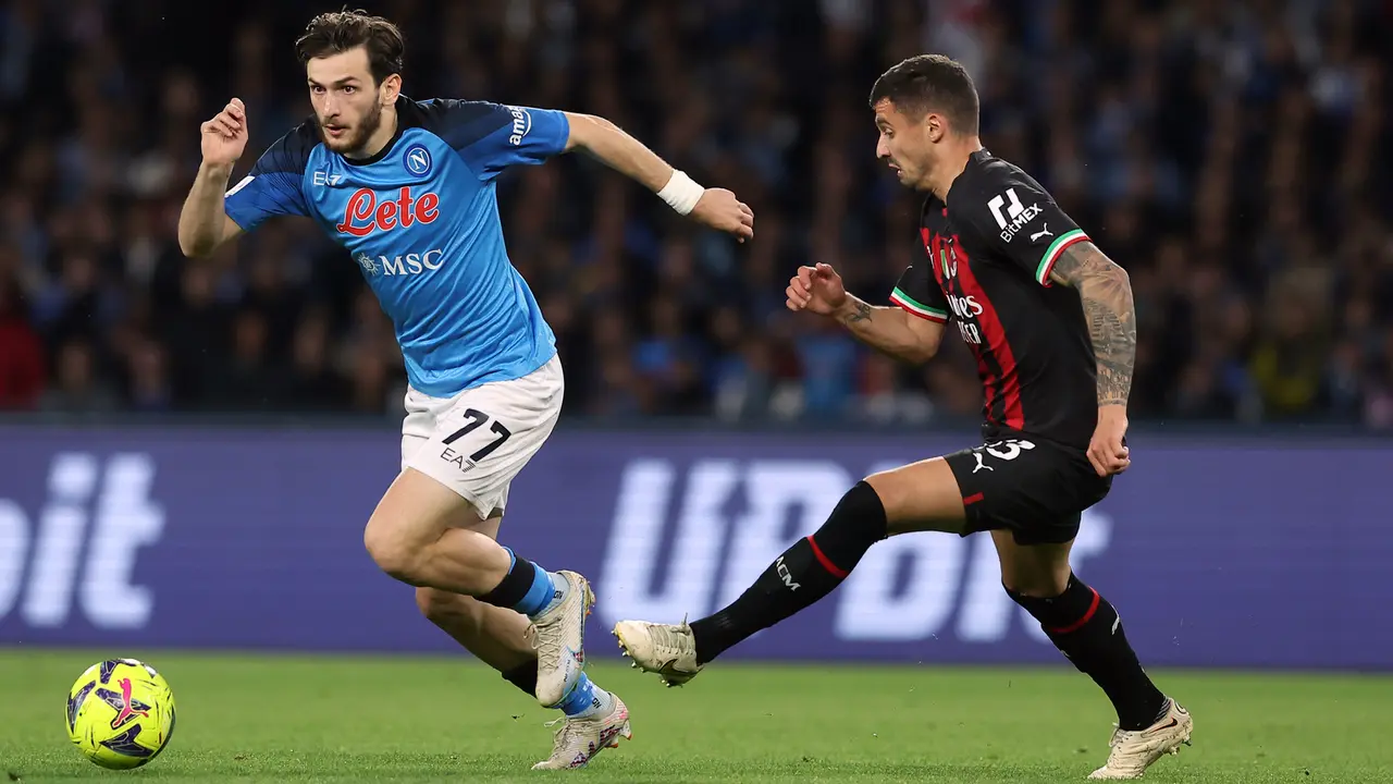 Liga Italia: AC Milan Bantai Napoli 4 Gol Tanpa Balas
