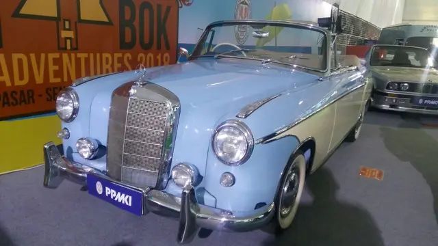 Deretan Mobil Klasik Sita Pengunjung di IIMS 2018 (Arief A/Liputan6.com)