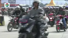 Ribuan pemudik sepeda motor terus berdatangan memenuhi dermaga Kapal Roro di pelabuhan Penyebrangan Bakauheni sepanjang hari ini.