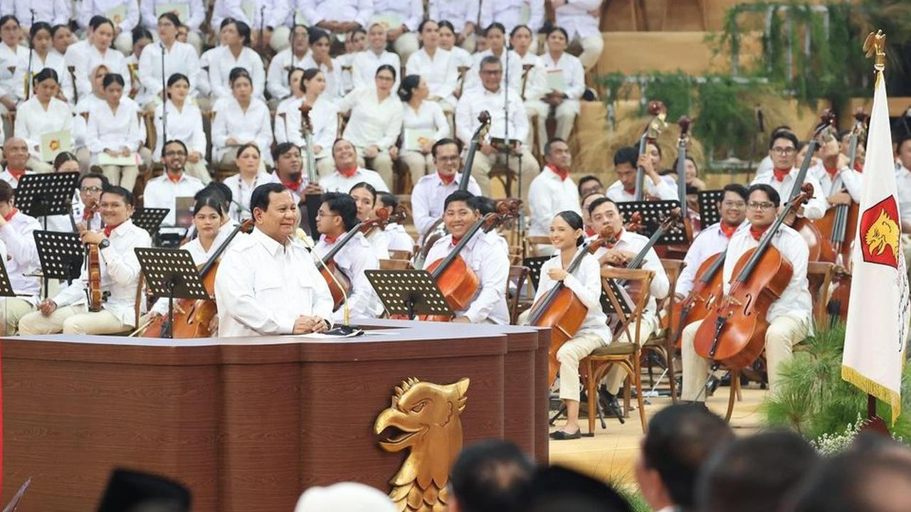 VIDEO: Depan Jokowi di Apel Gerindra, Prabowo Singgung Salam dari Megawati PDIP