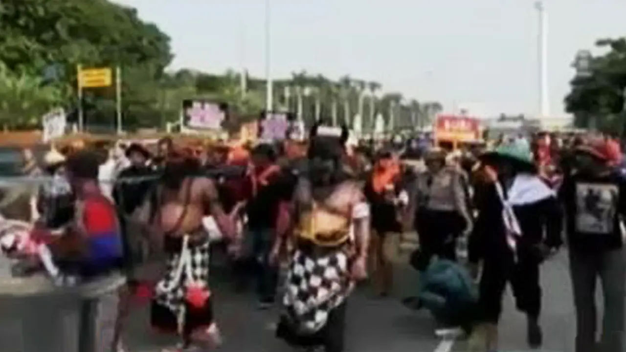 Segmen 1: Ribuan Nelayan Demo hingga Ribuan Jemaah Gagal Umrah 