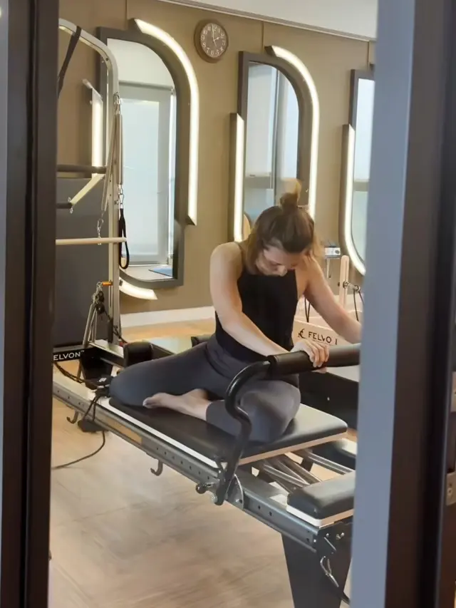 Indah Permatasari Pertama Kali Pilates