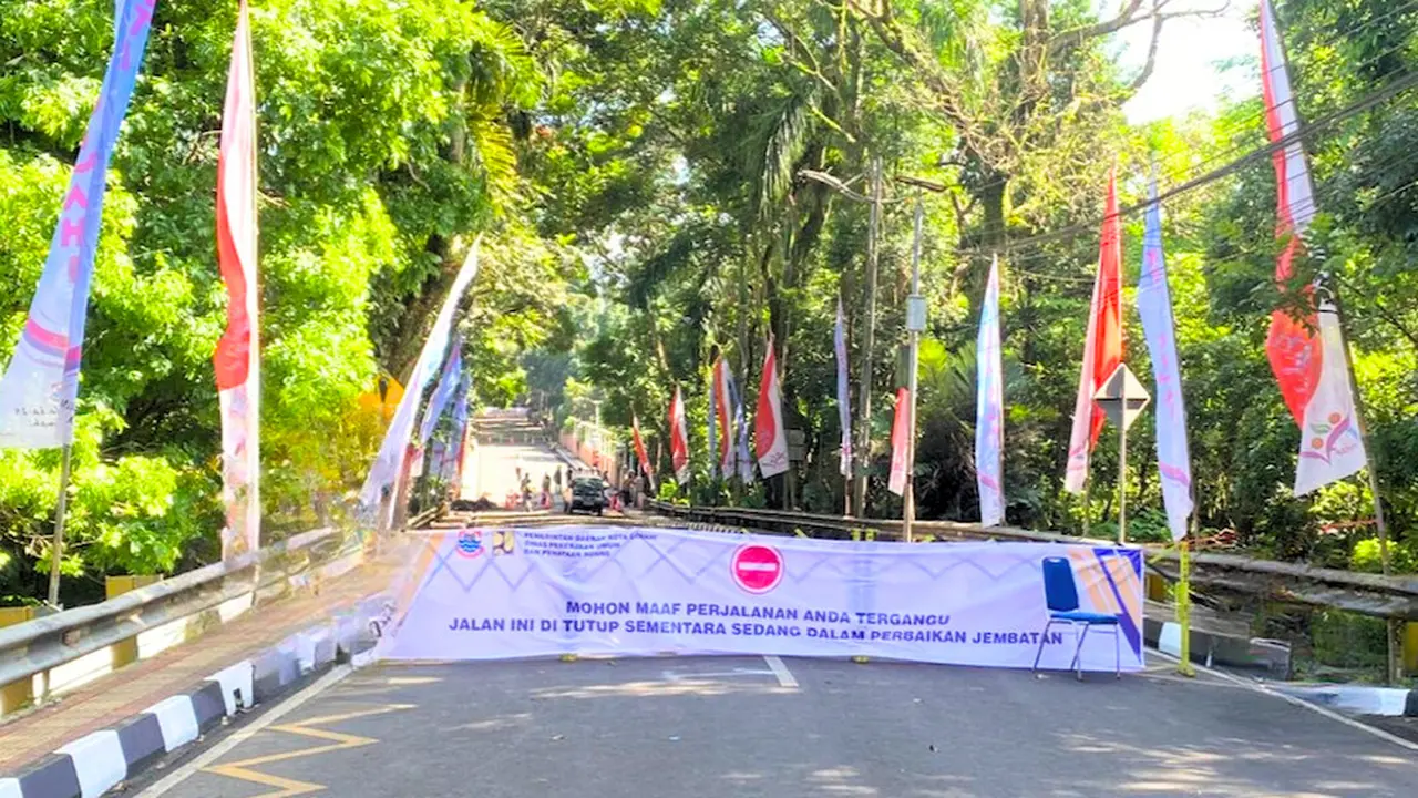 jembatan depan kantor pemkot cimahi