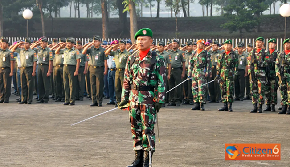 Citizen6, Jakarta: Pada kesempatan tersebut Irup membacakan amanat Panglima TNI Laksamana TNI Agus Suhartono. Telah terjadi pergeseran dan perubahan paradigma ancaman, keamanan, perang dan Operasi Militer. (Pengirim: Badarudin Bakri)