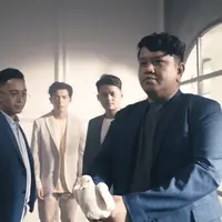 Bersama Nicky Tirta, 3 Composers lantunkan lagu menyentuh berjudul Energi Cintaku.