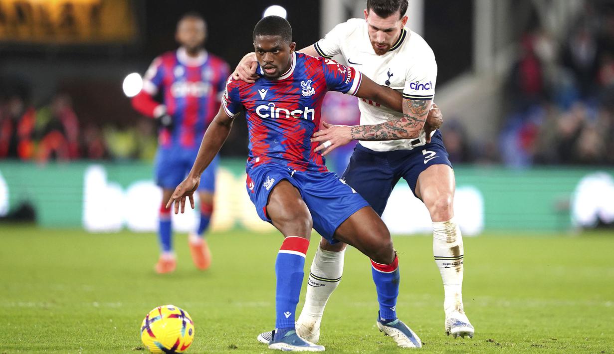 Kemenangan ini membuat Tottenham berada di posisi lima dengan 33 poin dari 18 laga, sementara Palace tertahan di urutan 12 dengan 22 poin. (Zac Goodwin/PA via AP)