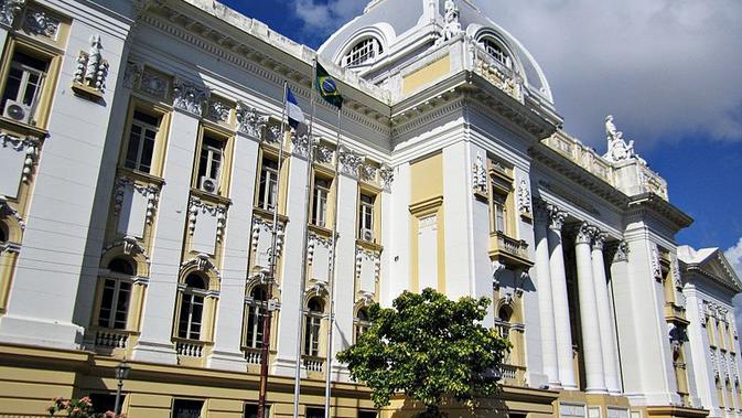 ilustrasi gedung pengadilan di Brasil (Wikipedia)