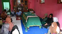 Sempat Tertunda 1 Bulan Lebih, Jenazah PMI Asal Banyuwangi yang Meninggal di Kamboja Tiba Rumah Duka
