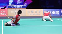 Pebulu tangkis ganda putri Lanny Tria Mayasari/Siti Fadia Silva Ramadhanti memastikan Indonesia lolos ke semifinal Piala Sudirman 2025&nbsp;setelah menang 3-1 atas Thailand. Lanny/Fadia menang atas&nbsp;Jhenicha Sudjaipraparat/Sapsiree Taerattanachai pada partai keempat dengan skor 21-14 dan 21-18 di Xiamen Fenghuang Gymnasium, China, Jumat (2/5). (foto: PBSI)