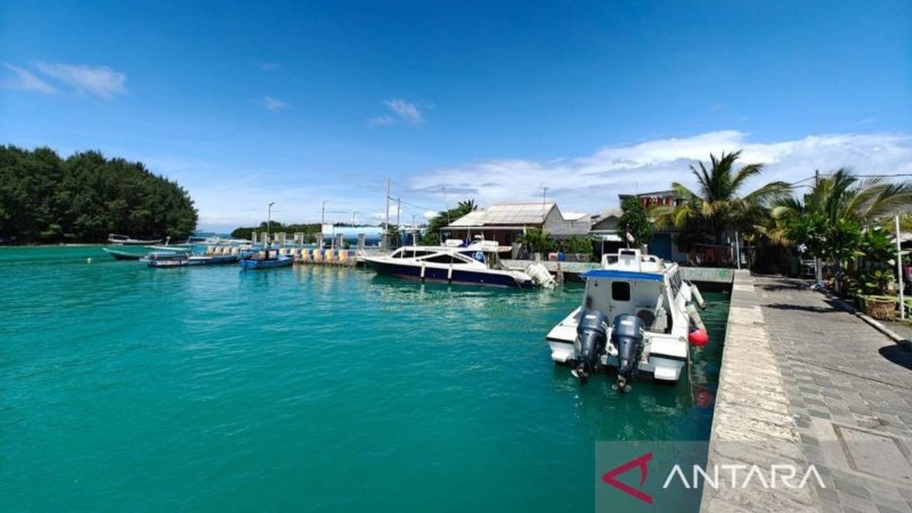 Tahukah Anda? Polisi Cepat Tanggap Selamatkan Pria Diduga ODGJ Lompat ke Laut Pulau Kelapa