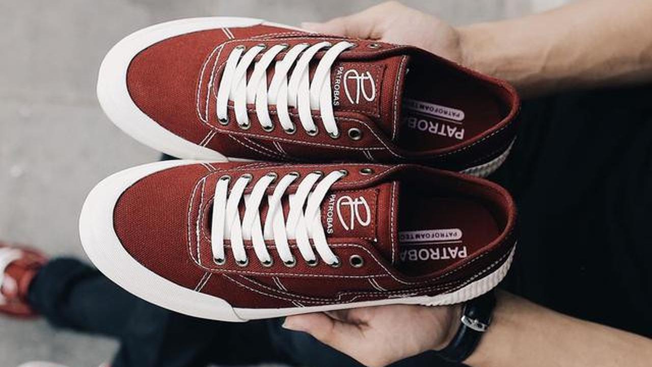 17 Merk Sepatu Lokal dengan Kualitas Premium dan Harganya Lebih Masuk Akal
