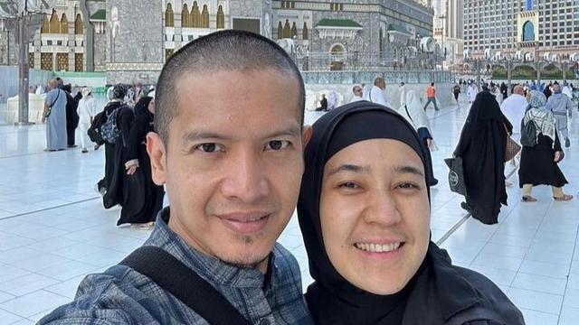 Artis Rayakan Awal Tahun Baru 2024 di Tanah Suci