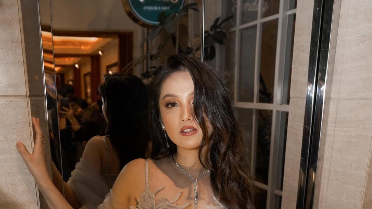 Potret Cantik Aisyah Aqilah, Pemeran Utama di Serial 'AKU TAK MEMBENCI HUJAN'