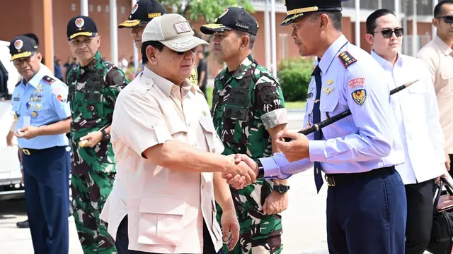 Presiden Prabowo Subianto bertolak menuju Kabupaten Majalengka, Provinsi Jawa Barat, Senin (7/4/2025).