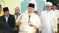 Ketua Umum Partai Golongan Karya (Golkar), Airlangga Hartarto merayakan hari raya Idul Adha dengan keluarga para kadernya, yang diawali dengan salat ied di Masjid Ainul Hikmah, DPP Partai Golkar, Jakarta. (Foto: Istimewa).