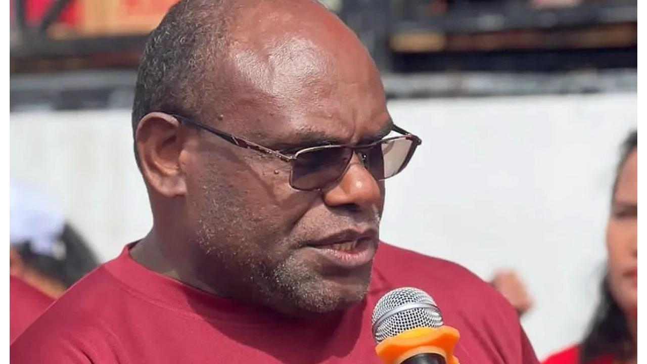 Mantan Bupati Paniai yang juga merupakan putra asli Meepago, Meki Fritz Nawipa, menjadi salah satu kandidat yang maju pada Pemilihan Kepala Daerah atau Pilkada Papua Tengah 2024.