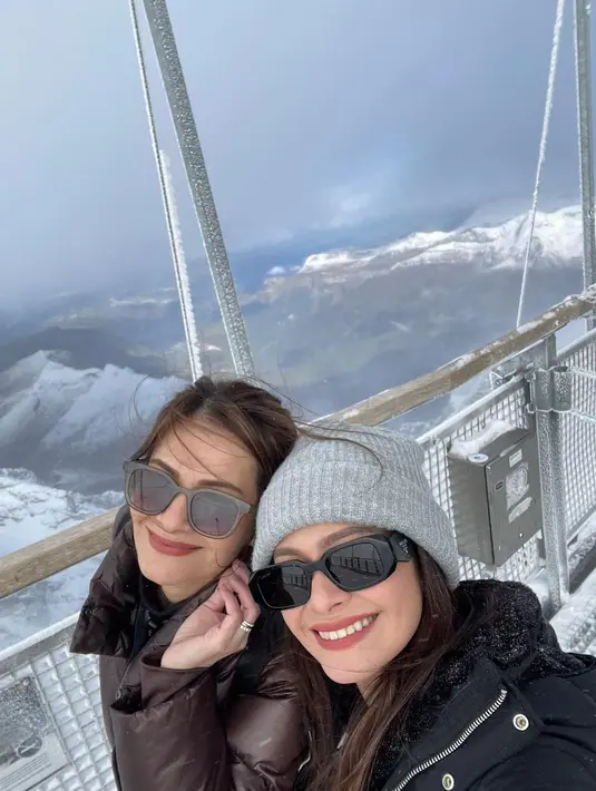 <p>[Instagram/cuttaryofficial]</p>