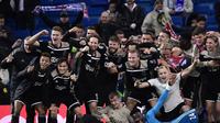 2. Ajax - Kejutan demi kejutan dihadirkan klub asal Amsterdam tersebut. Terakhir, Ajax memberikan kejutan dengan mengalahkan sang juara bertahan Liga Champions, Real Madrid di babak perempat final. (AFP/Javier Soriano)