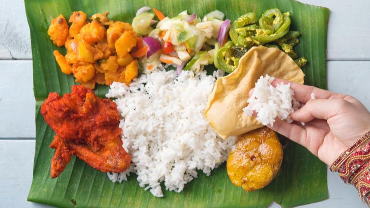 Sering Dianggap Jorok, Makan Menggunakan Tangan Ternyata Ada Manfaatnya Lho