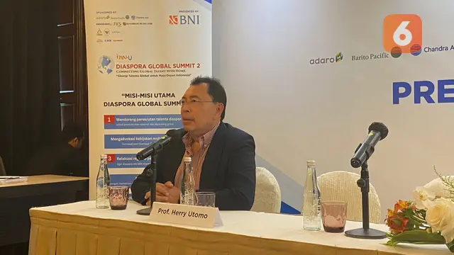 Presiden Indonesian Diaspora Network United (IDN-U) Prof. Herry Utomo pada Senin (11/8/2025) di JS Luwansa Hotel, Jakarta, mengatakan bahwa salah satu fokus advokasi tahun ini adalah memperjuangkan Overseas Citizenship of Indonesia (OCI).
