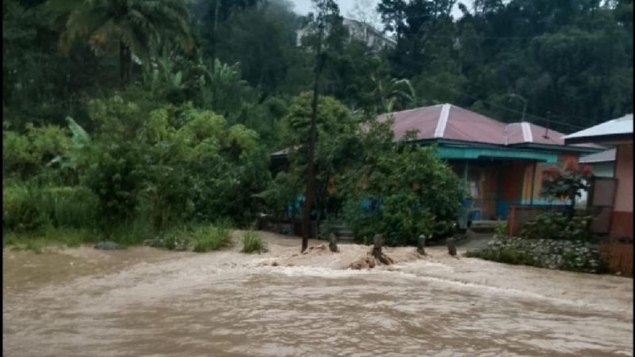 Banjir Sumatera Utara: Empat Daerah Terdampak, Ratusan Jiwa Mengungsi
