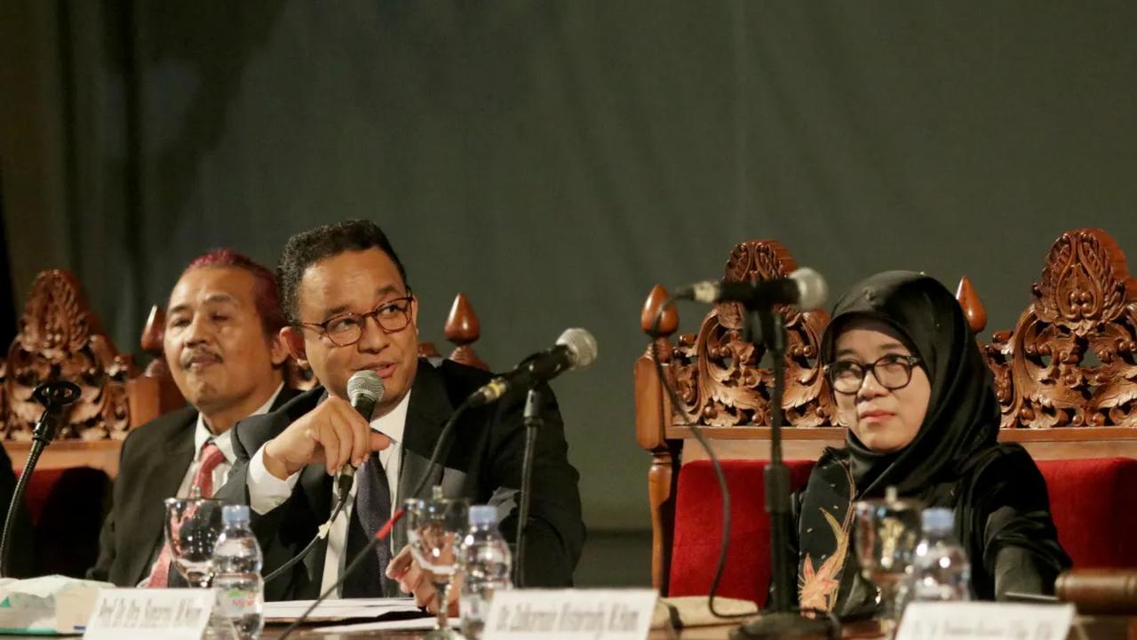 Anies menegaskan putusan MK terkait batas usia capres dan cawapres itu tak akan mengganggu fokusnya dalam pendaftaran ke KPU nanti.<br>