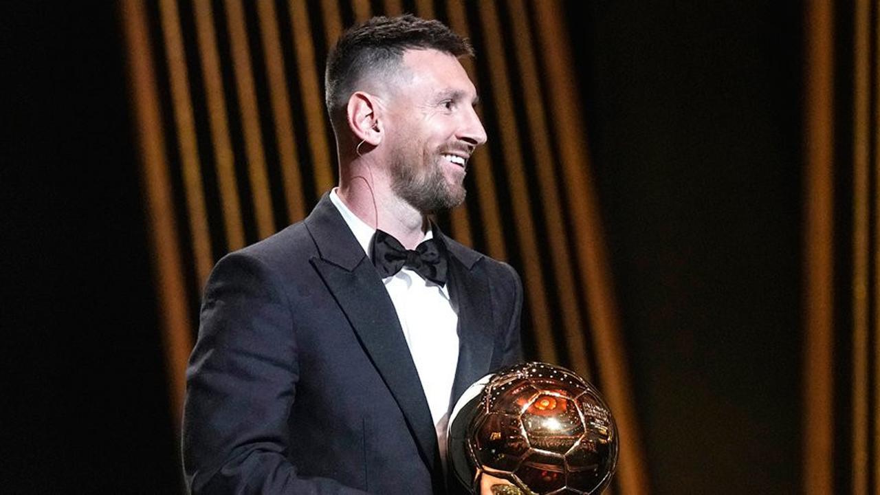 Messi dan Ronaldo tidak terdaftar sebagai nominasi Ballon d'Or? Sebenarnya, itu memang seharusnya terjadi.