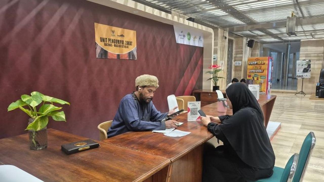 Layanan Zakat Fitrah Masjid Istiqlal Diperpanjang Hingga Pukul 21.00 WIB