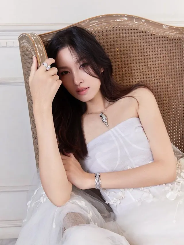 Tetap Terlihat Cantik Meski Sudah Berusia 37 Tahun