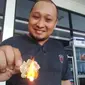 Warga Wonogiri ini temukan keripik tempe terduga dari plastik (credit: timlo.net)