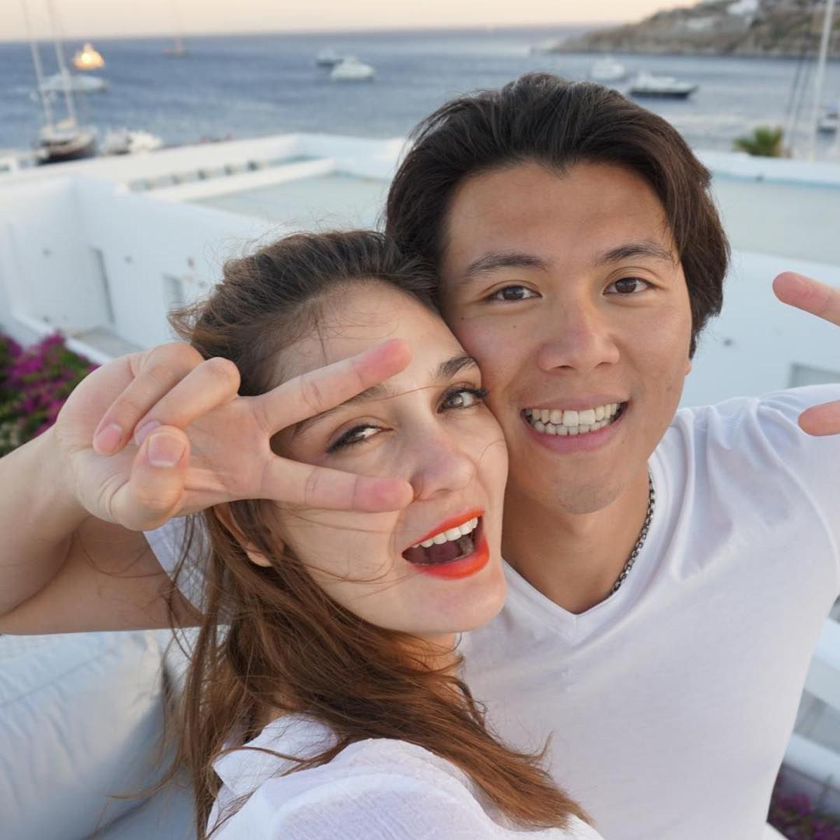ilustrasi luna maya dan reino barack