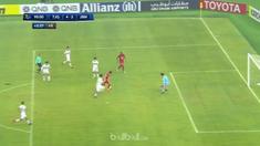 Tianjin Quanjian berhasil meraih kemenangan 4-2 atas Jeonbuk Motors di kandang sendiri. 

Tuan rumah sempat unggul dua kali, tapi ...