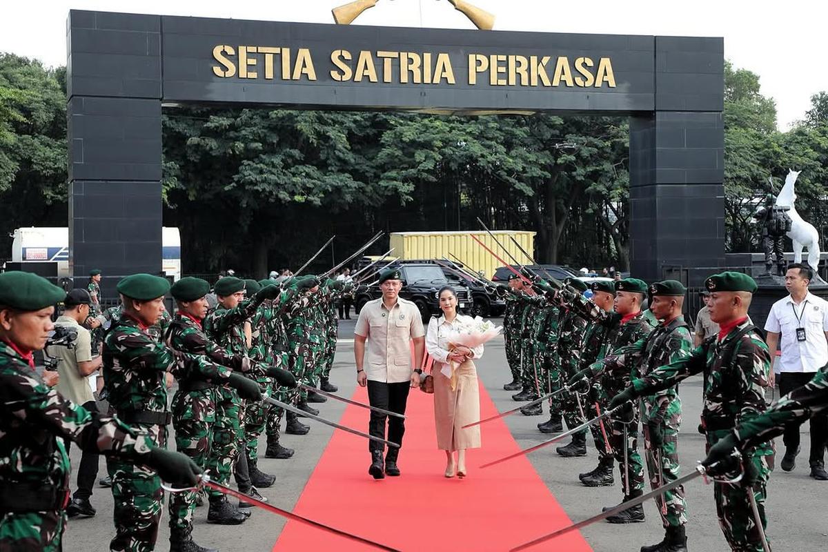 Disambut Pedang Pora, AHY Nostalgia Datangi Tempat Tugas Terakhir Sebelum Pensiun dari TNI