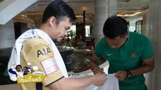 Jelang Final Piala AFF 2016, berikut aktifitas para pemain dan ofisial Timnas Indonesia di hotel mereka menginap