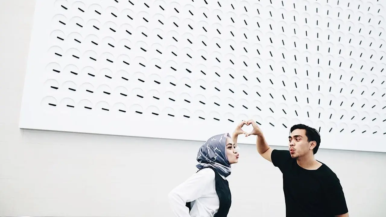 Relationship - 7 Alasan Kisah Teman Tapi Menikah Seperti Ayudia dan Ditto Bisa Terjadi di Dunia Nyata