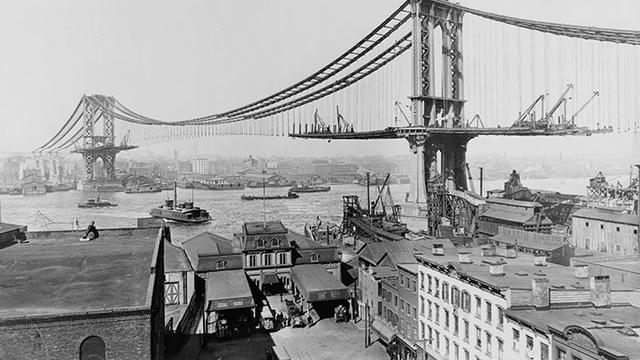 Potret Lawas 7 Landmark Dunia Saat Masa Pembangunannya