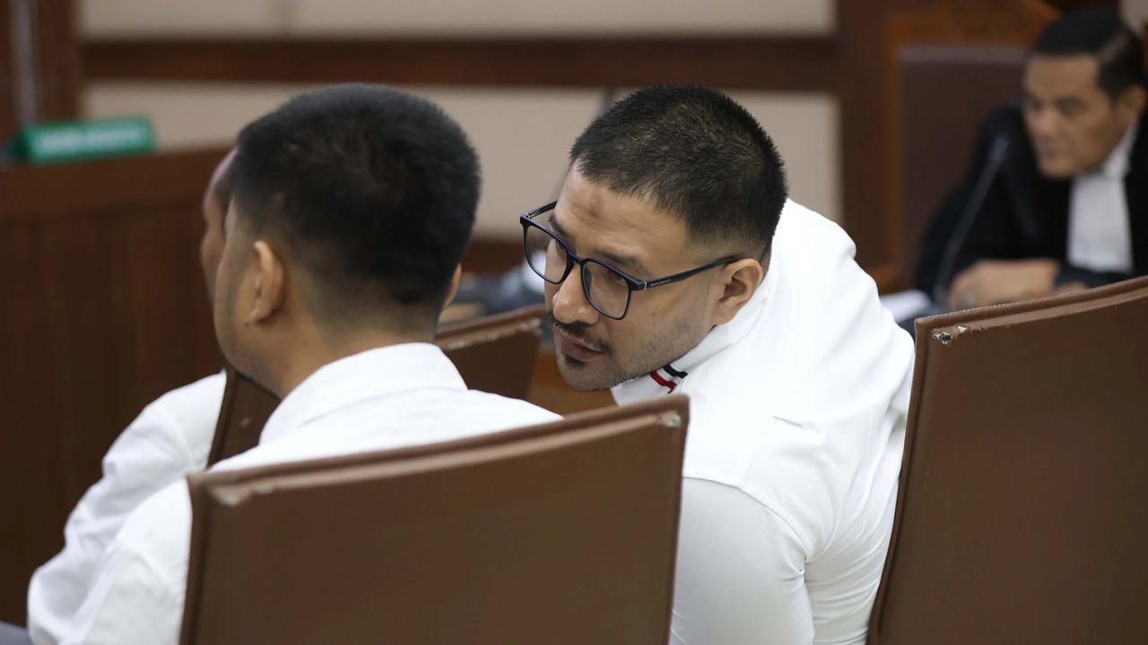 FOTO: Ammar Zoni Hadiri Sidang Lanjutan Kasus Dugaan Peredaran Narkotika di Rutan