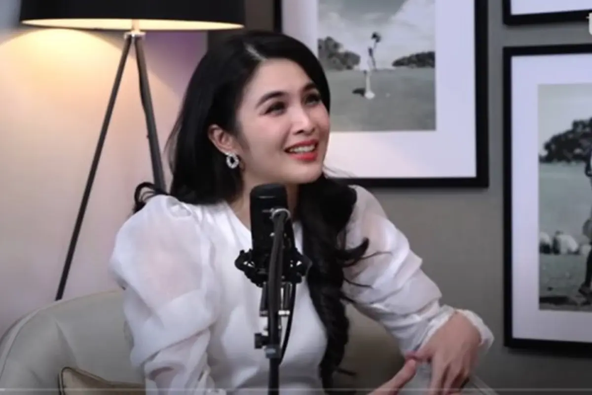 Sandra Dewi Pernah Punya 3 Babysitter untuk Anak Pertamanya, Ada yang Resign karena Kebanyakan Dapat Bonus.  foto: Youtube TS Media