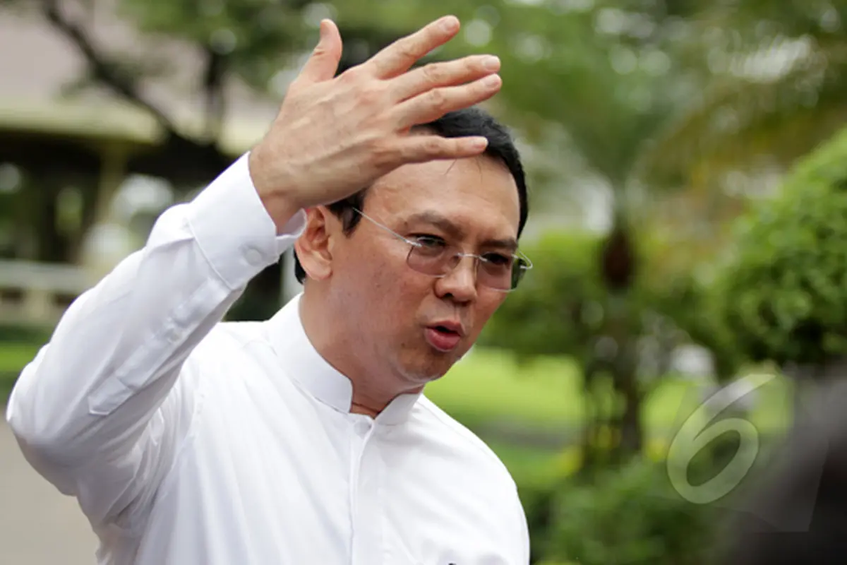Gaya Ahok Usai Bertemu Jokowi