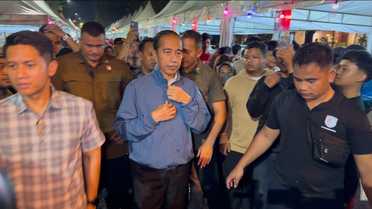 Jokowi Rayakan Tahun Baru di Solo