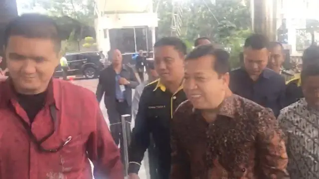 Ketua DPR Setya Novanto menjalani pemeriksaan di KPK, Jakarta, Jumat (14/7). Setya Novanto diperiksa sebagai saksi dalam kasus dugaan korupsi proyek pengadaan e-KTP