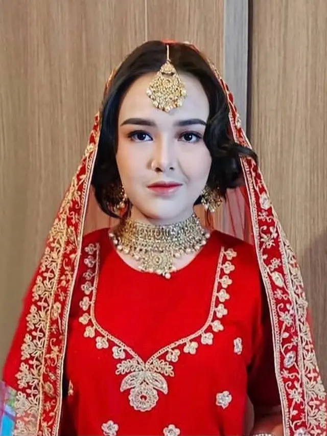 6 Gaya Amanda Manopo Tampil Dalam Busana India Ini Makin Menawan