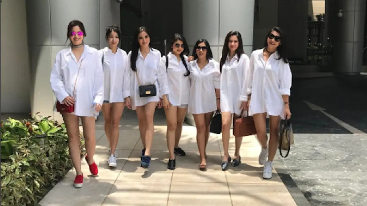 [Bintang] Gaya Nia Ramadhani